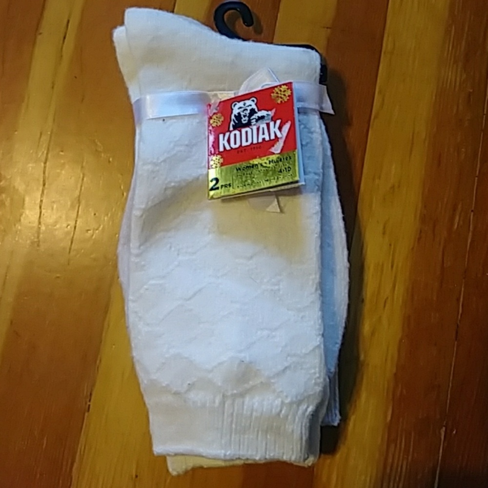 NWT-2 Pr Cozy Knee Hi